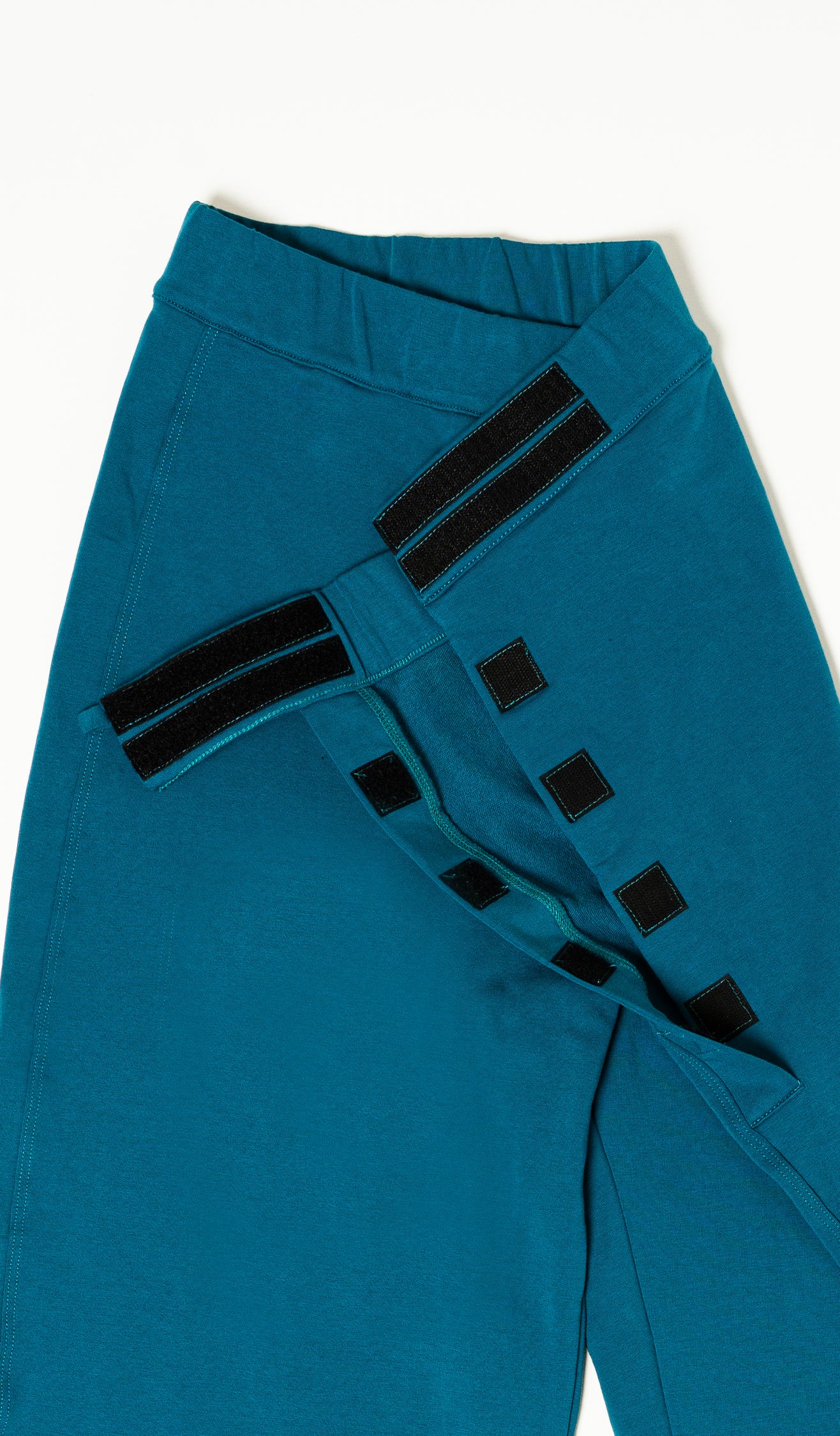 The Side Fastening Pants